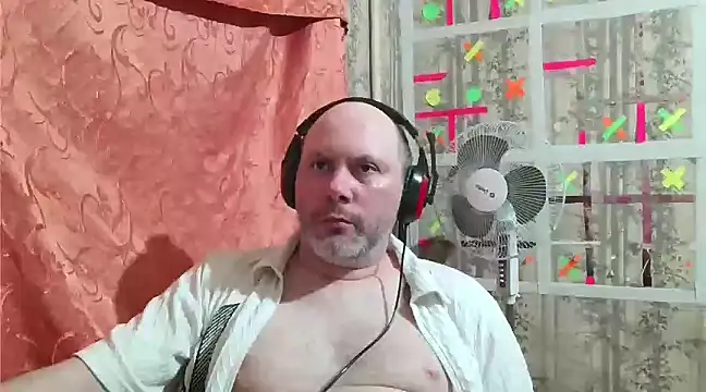 Snapshot of AgnichBan chatting on March 13, 2025, 3:28 pm AgnichBan online show from March 13, 2025, 3:28 pm