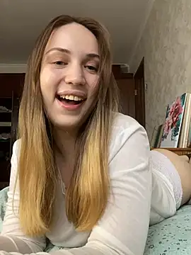 Emily the temptress  online show from March 15, 2025, 12:02 pm