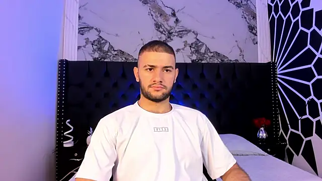 MaximusDick1  online show from April 12, 2026, 11:59 am