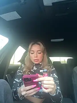 Snapshot of Gabriella_Hot_ chatting on November 11, 2025, 2:00 am Gabriella Hot online show from November 11, 2025, 2:00 am