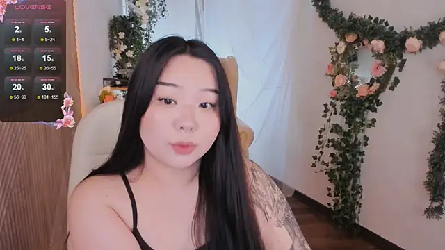 mei honey  online show from January 18, 2025, 1:29 pm