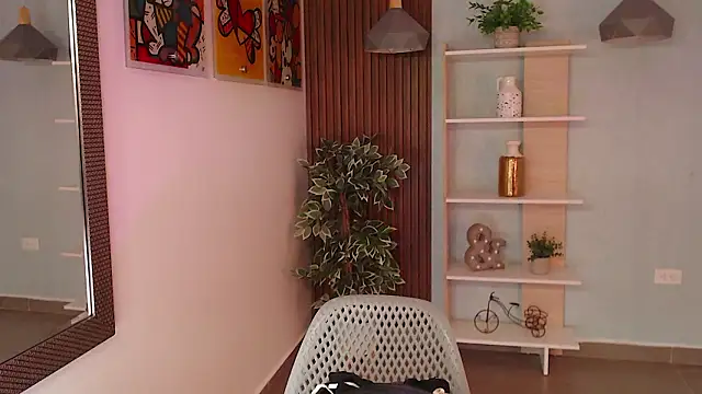 Dalila Sky online show from February 2, 2026, 6:06 pm