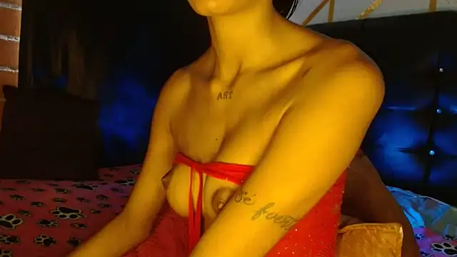 dulcelatina222 online show from November 12, 2025, 9:03 pm