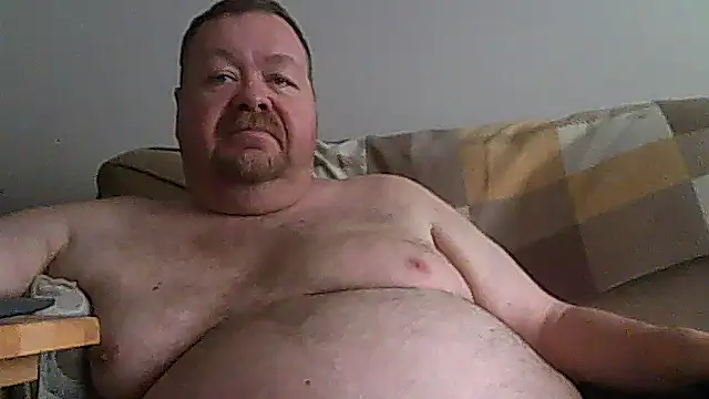 Snapshot of hitman_35 chatting on June 5, 2026, 9:53 pm hitman 35 online show from June 5, 2026, 9:53 pm