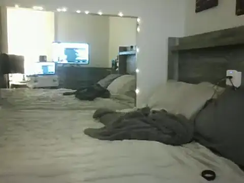 Edward LongCock online show from January 19, 2025, 5:26 am