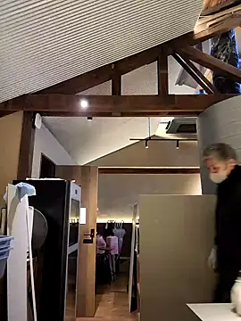 da--------i online show from March 3, 2025, 2:15 am