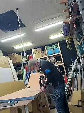 da--------i online show from March 22, 2025, 5:28 am