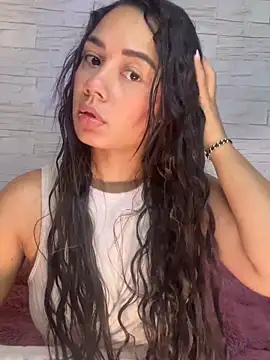  Luana online show from July 2, 2026, 2:33 am