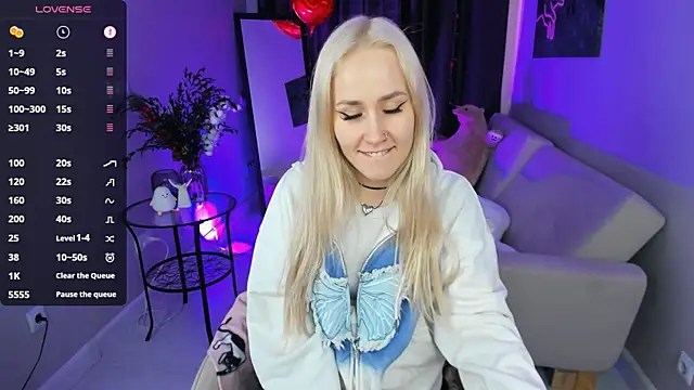 Bunny  of love online show from February 19, 2025, 1:28 pm