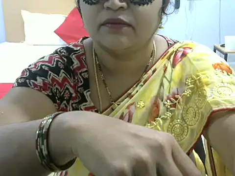 Snapshot of Naughty_Nityaa chatting on January 10, 2025, 7:57 am Naughty Nityaa online show from January 10, 2025, 7:57 am