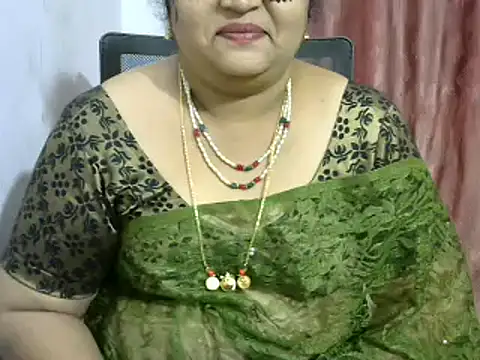 Snapshot of Naughty_Nityaa chatting on January 15, 2025, 11:00 am Naughty Nityaa online show from January 15, 2025, 11:00 am