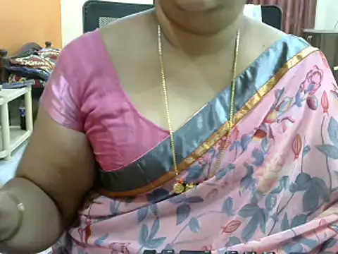 Snapshot of Naughty_Nityaa chatting on February 21, 2025, 1:22 pm Naughty Nityaa online show from February 21, 2025, 1:22 pm