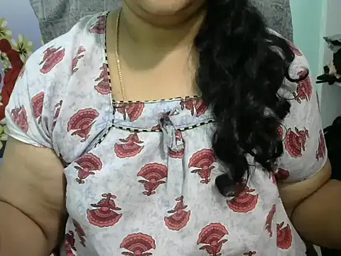 Snapshot of Naughty_Nityaa chatting on March 10, 2025, 8:23 pm Naughty Nityaa online show from March 10, 2025, 8:23 pm