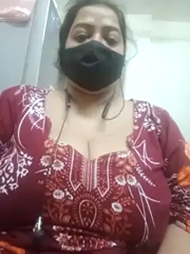 zeepe19 online show from April 10, 2026, 6:34 pm