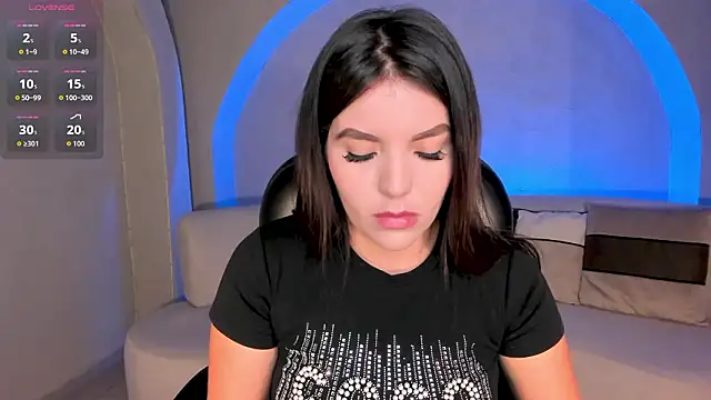 ValeriaRoldanX online show from February 23, 2026, 11:51 am