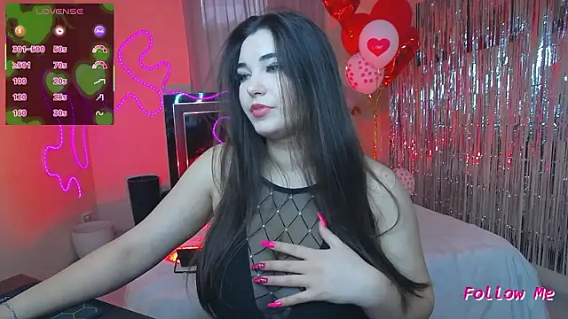 Lillianhot68 online show from March 4, 2026, 7:47 am