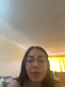 StaceyJones1 online show from March 15, 2025, 6:10 pm