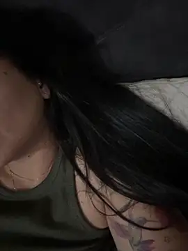 StaceyJones1 online show from October 6, 2025, 11:57 pm