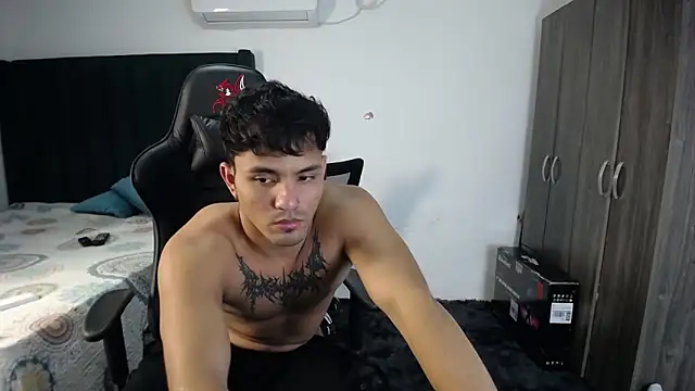 man dur07 online show from February 10, 2025, 1:03 am