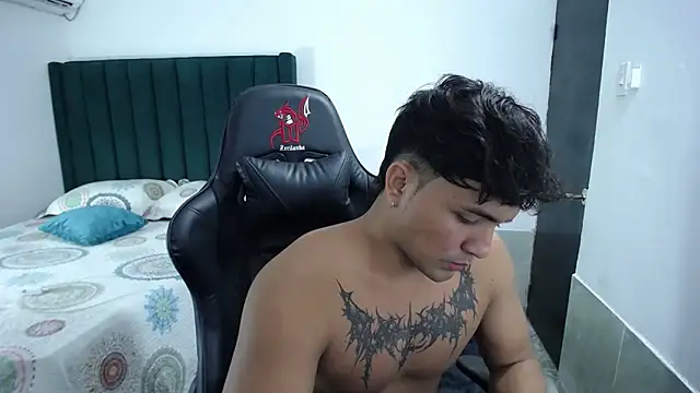 man dur07 online show from October 2, 2025, 8:38 pm