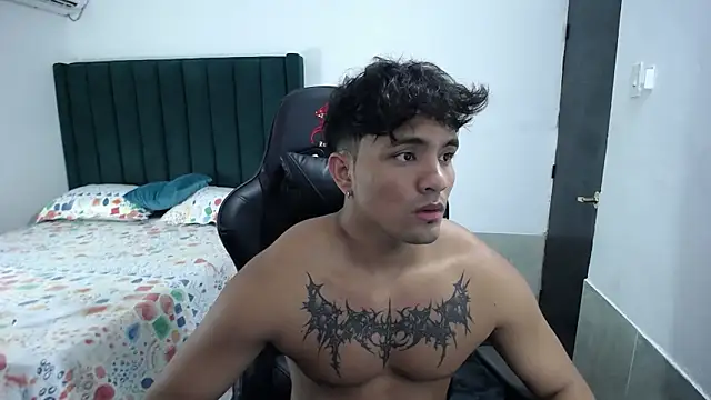 man dur07 online show from October 3, 2025, 7:11 pm