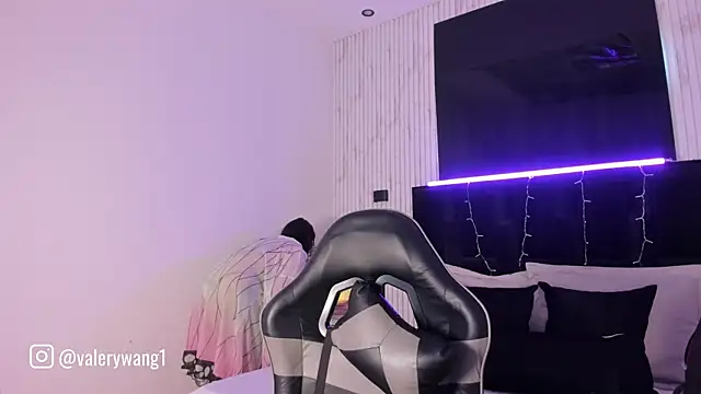 Valery wang online show from September 11, 2025, 11:54 am