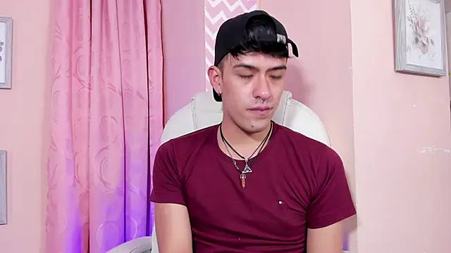 Snapshot of Ryan_Clark_ chatting on January 9, 2025, 8:01 pm Ryan Clark online show from January 9, 2025, 8:01 pm