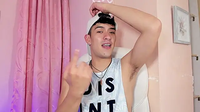 Snapshot of Ryan_Clark_ chatting on January 14, 2025, 8:04 pm Ryan Clark online show from January 14, 2025, 8:04 pm