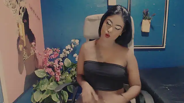 Littleindianmilf online show from October 6, 2025, 10:12 am