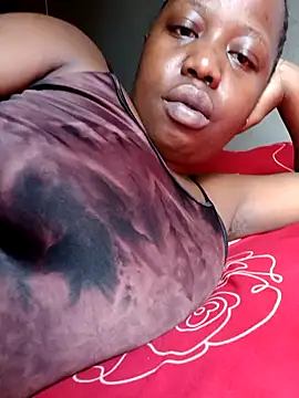 Snapshot of SWEETCLITYxxx chatting on December 22, 2025, 10:45 am SWEETCLITYxxx online show from December 22, 2025, 10:45 am