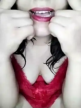 Snapshot of Tota_Khan chatting on November 8, 2025, 12:33 am Tota Khan online show from November 8, 2025, 12:33 am