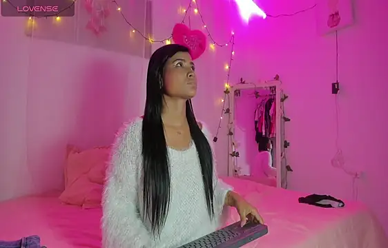 catalina and roger online show from February 22, 2025, 3:12 am