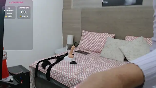 adara deidara online show from February 3, 2025, 8:57 pm