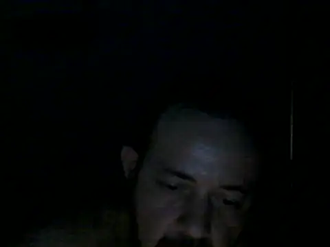 Snapshot of Leocesar37 chatting on September 18, 2025, 6:10 pm Leocesar37 online show from September 18, 2025, 6:10 pm