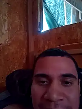 Snapshot of Juancito433 chatting on June 3, 2026, 4:45 pm Juancito433 online show from June 3, 2026, 4:45 pm