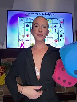Snapshot of lola_tentatiion chatting on October 5, 2025, 7:01 pm lola tentatiion online show from October 5, 2025, 7:01 pm