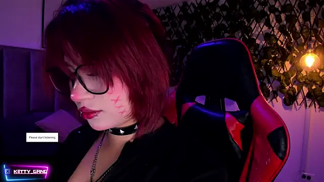 Kitty Gang online show from November 12, 2025, 2:12 am