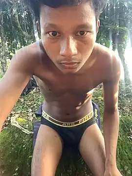 ShroveRising online show from November 3, 2025, 8:59 am