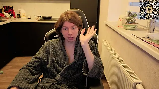 spaisenok online show from October 22, 2025, 2:17 pm