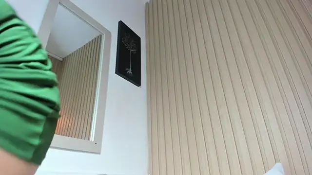 Snapshot of emma_collson chatting on March 23, 2025, 2:37 am emma collson online show from March 23, 2025, 2:37 am