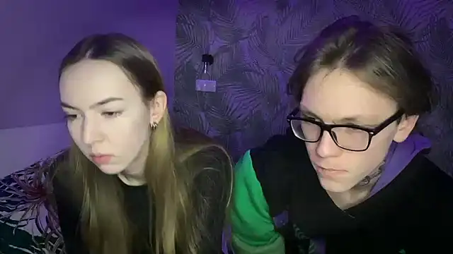 Alex17am online show from December 2, 2025, 12:27 am