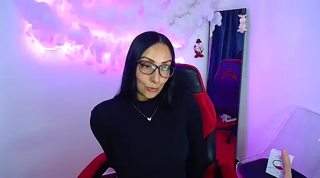 yaralyminjo2 online show from December 20, 2024, 2:05 pm