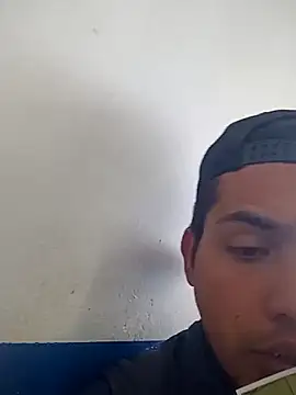 Snapshot of AlexaFontana chatting on November 1, 2025, 9:39 pm AlexaFontana online show from November 1, 2025, 9:39 pm