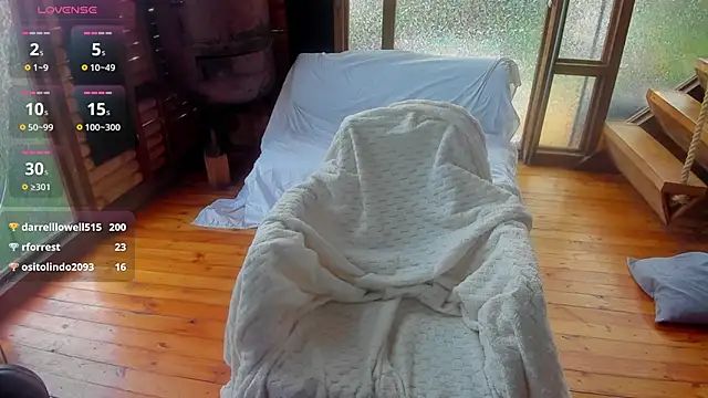 soysara15 online show from March 18, 2025, 11:52 am