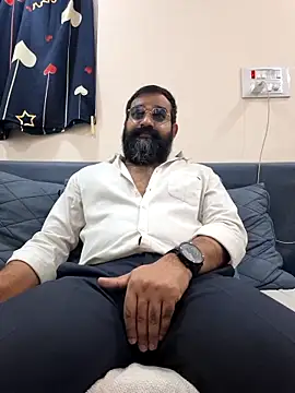 Fun Guuy online show from February 19, 2026, 3:57 am