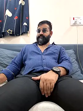 Fun Guuy online show from April 3, 2026, 2:53 am