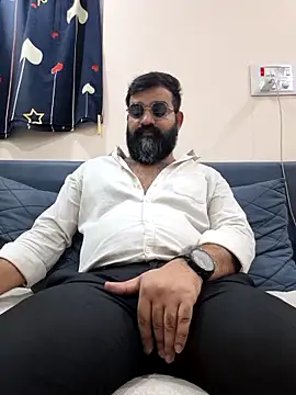 Fun Guuy online show from April 14, 2026, 3:01 am