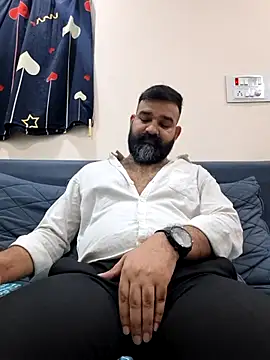 Snapshot of Fun_Guuy chatting on July 23, 2026, 2:53 am Fun Guuy online show from July 23, 2026, 2:53 am