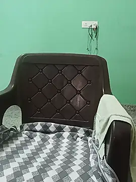 Snapshot of Saroj-Shah chatting on July 22, 2026, 4:04 am Saroj-Shah online show from July 22, 2026, 4:04 am