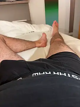 Snapshot of mrniceguy198 chatting on October 6, 2025, 10:18 pm mrniceguy198 online show from October 6, 2025, 10:18 pm